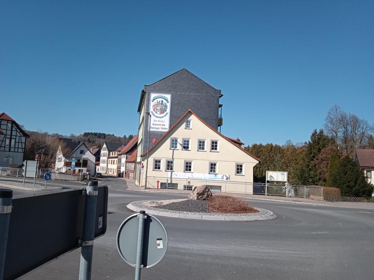 Hotel&Restaurant Zum Adlersberg Schleusingen Exterior foto