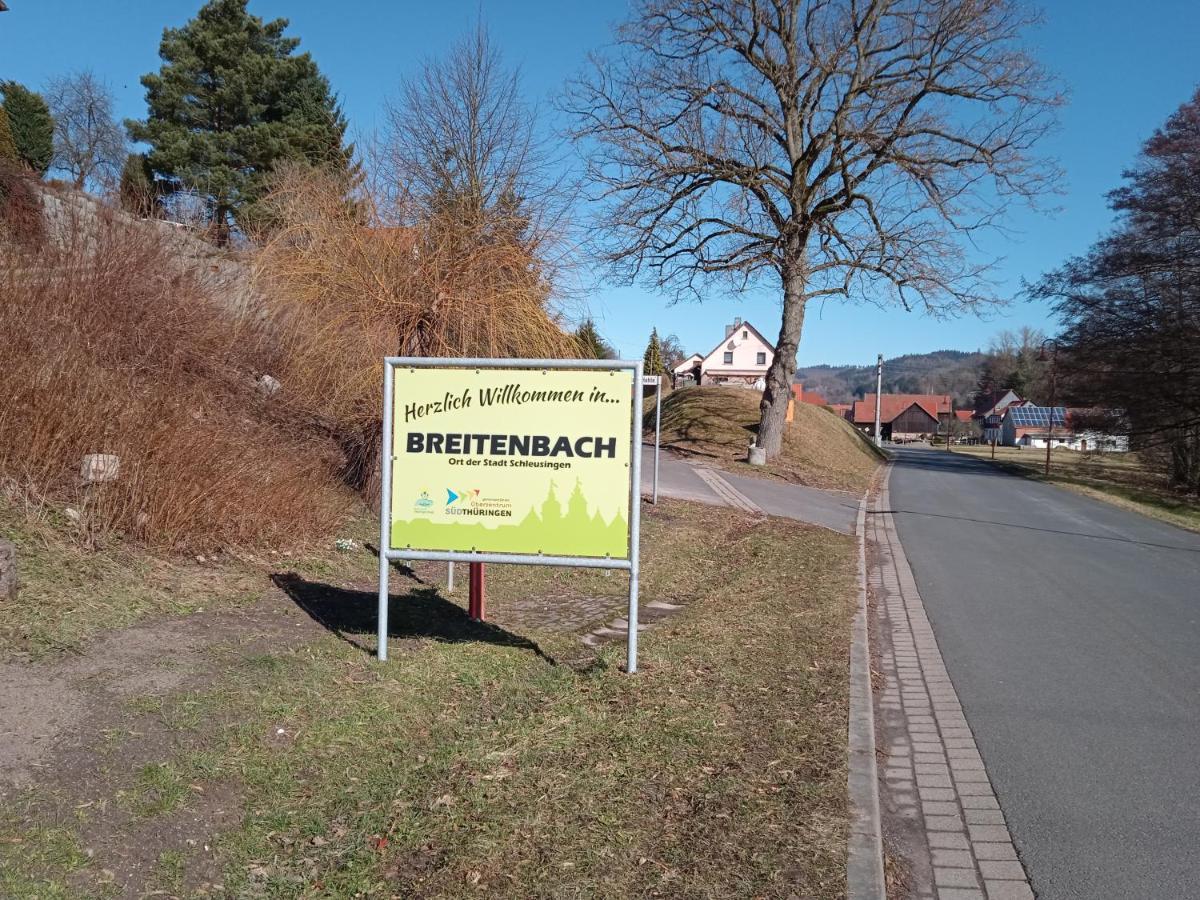 Hotel&Restaurant Zum Adlersberg Schleusingen Exterior foto